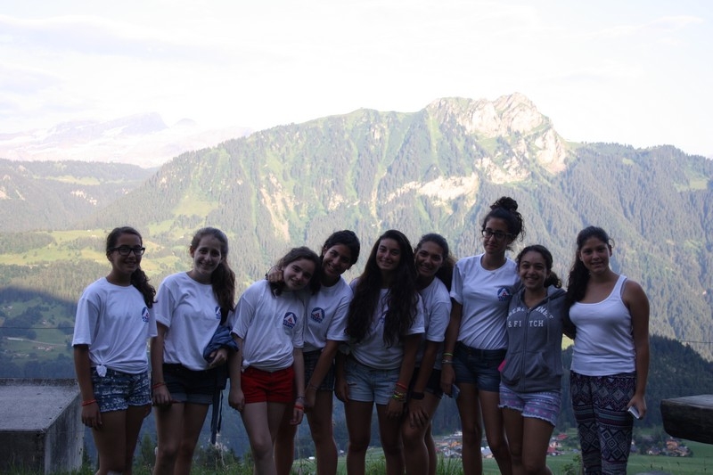 Village Camps International Summer Camp Leysin, Switzerland 2025-08-09 https://www.villagecamps.com/journals_admin/images/710-14-campfire (3).jpg